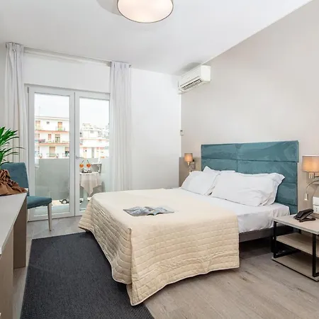 Pigalle 3* Lido di Jesolo