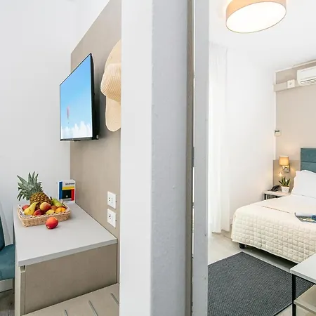 Pigalle Hotel 3*