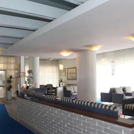 Pigalle Hotel